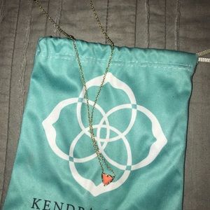 Kendra Scott necklace